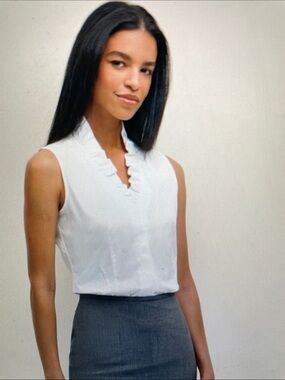 Brooks brothers sleeveless White Ruffle V-Neck Blouse-